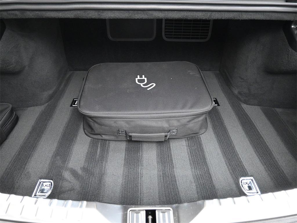 new 2026 Bentley Flying Spur car, priced at $302,230