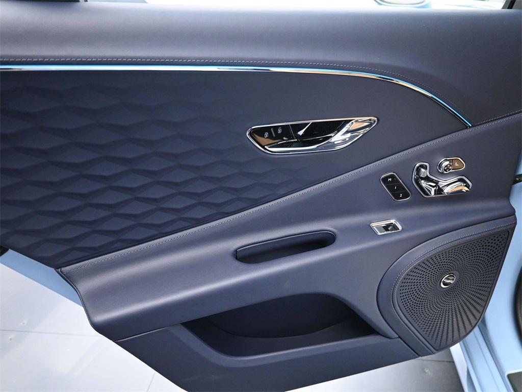 used 2025 Bentley Flying Spur car, priced at $299,900