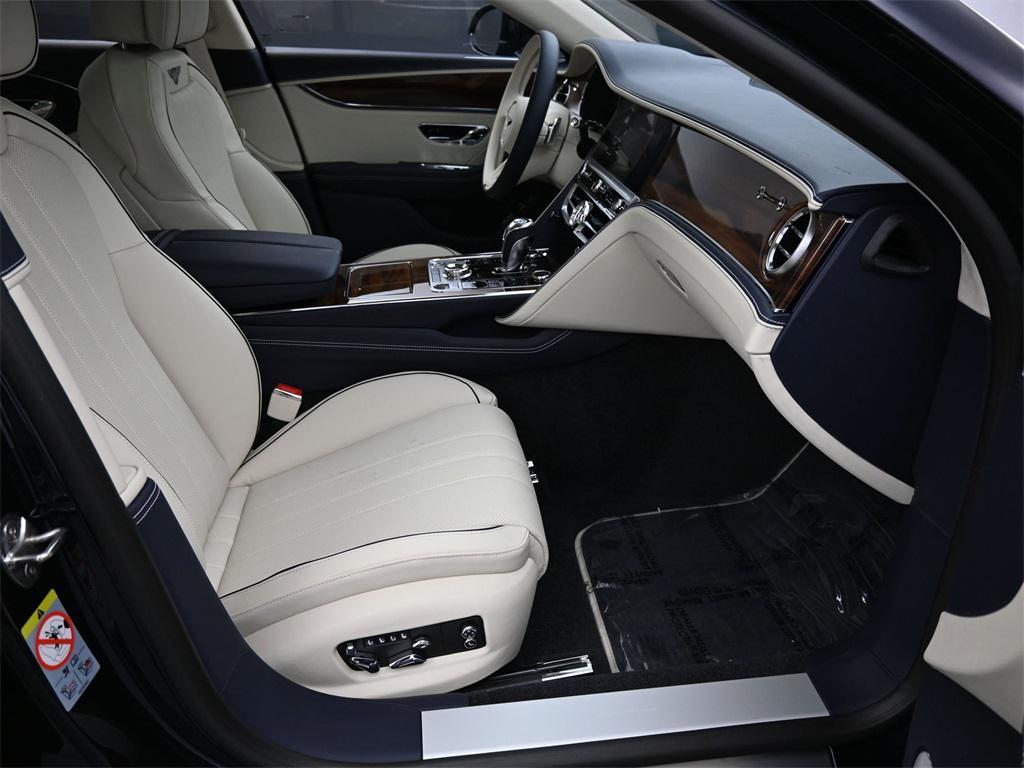 new 2026 Bentley Flying Spur car, priced at $290,390
