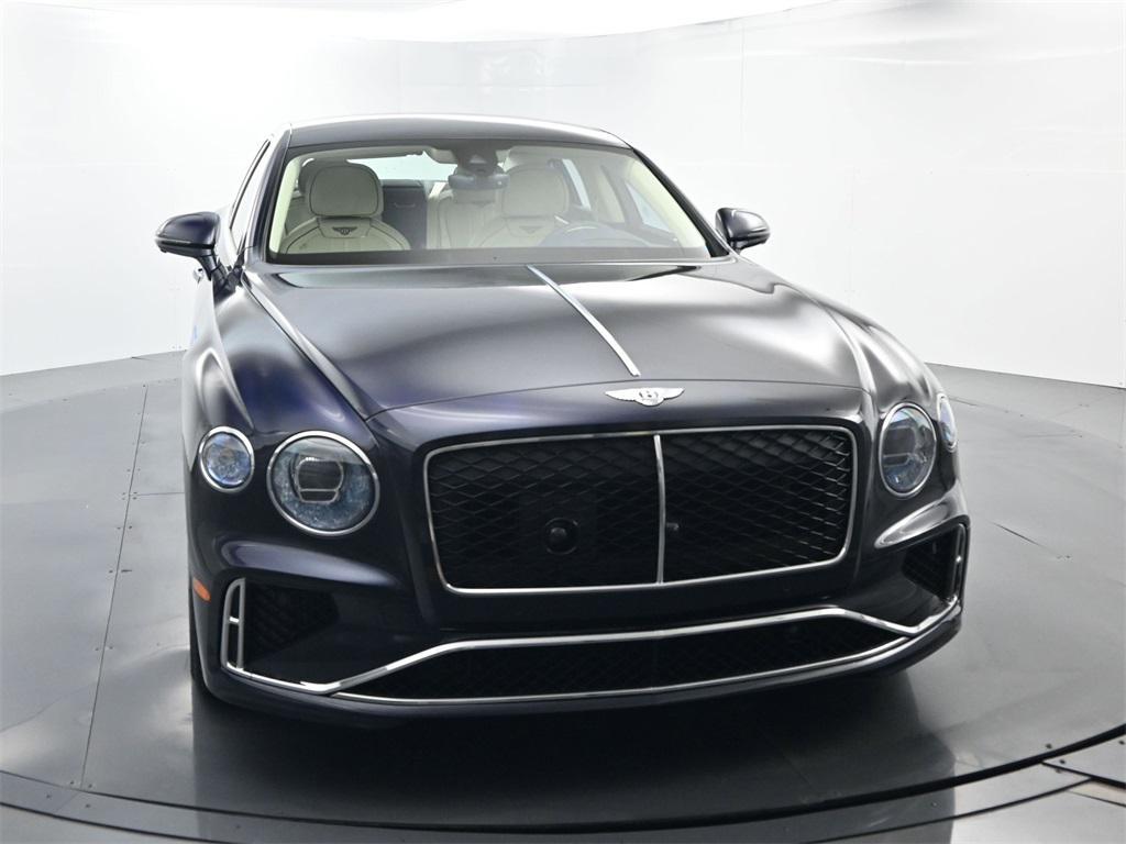 new 2026 Bentley Flying Spur car, priced at $290,390