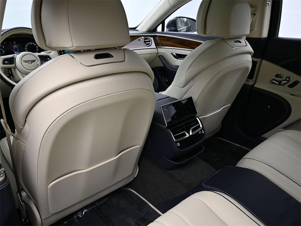 new 2026 Bentley Flying Spur car, priced at $290,390