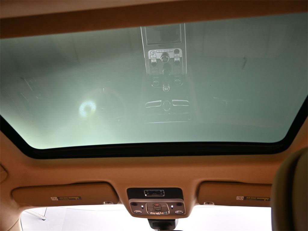 new 2026 Bentley Flying Spur car, priced at $357,235