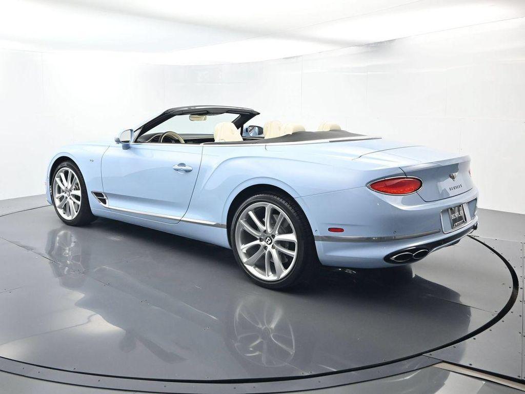 Bentley Continental GT view 62