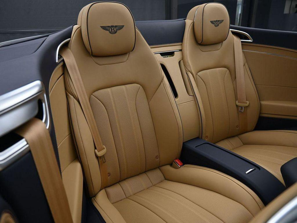 Bentley Continental GT view 25