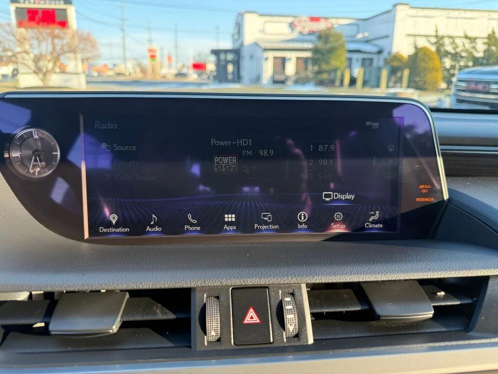 used 2019 Lexus ES 350 car, priced at $28,795