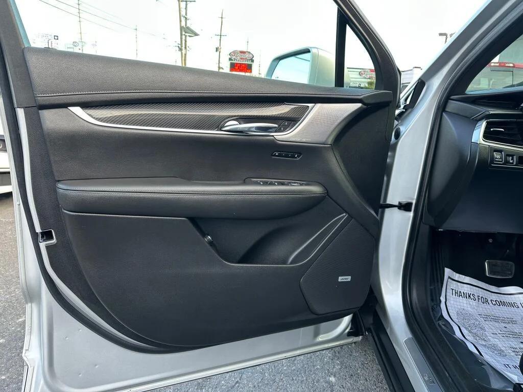 used 2020 Cadillac XT6 car, priced at $26,895