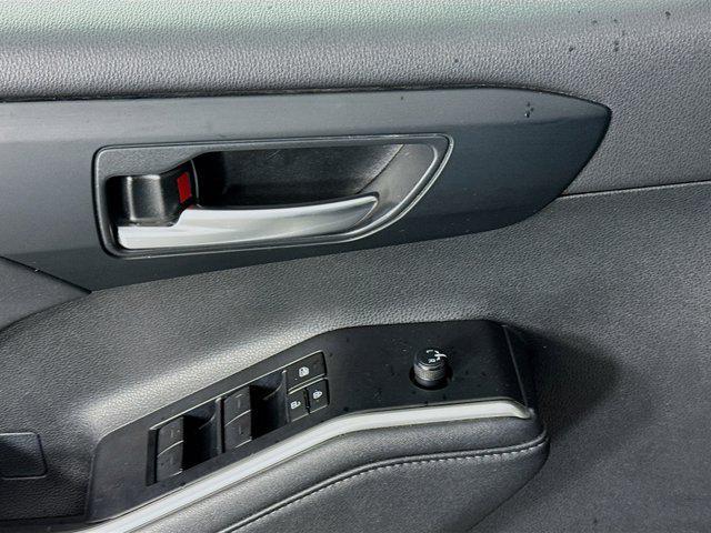 used 2024 Toyota Highlander car, priced at $40,467