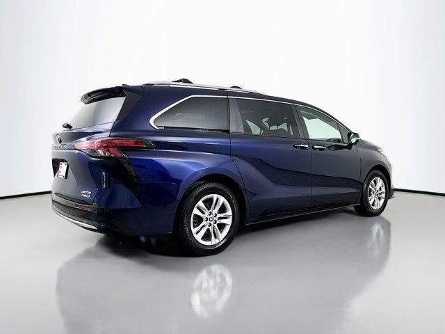 used 2023 Toyota Sienna car, priced at $45,977