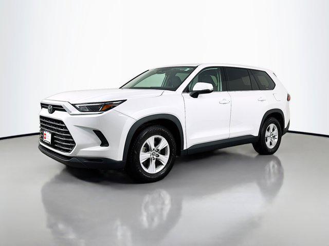 used 2025 Toyota Highlander car, priced at $43,477