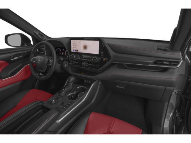 used 2025 Toyota Highlander car, priced at $46,182
