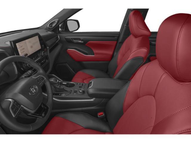 used 2025 Toyota Highlander car, priced at $46,182