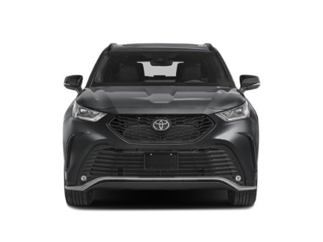 used 2025 Toyota Highlander car, priced at $46,182