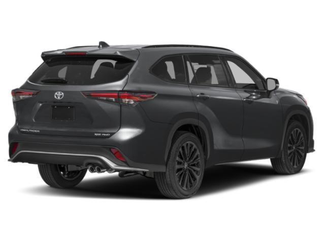 used 2025 Toyota Highlander car, priced at $46,182