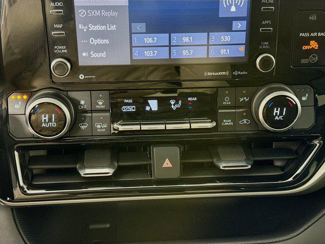 used 2021 Toyota Highlander car, priced at $32,977