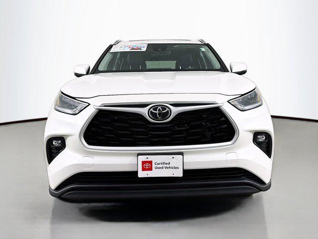 used 2021 Toyota Highlander car, priced at $32,977