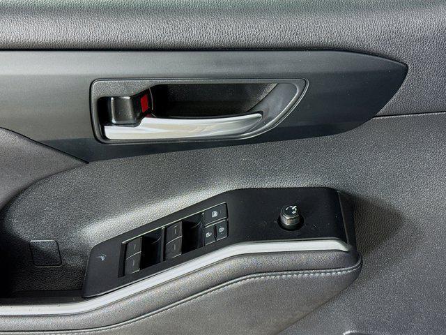 used 2020 Toyota Highlander car, priced at $28,648