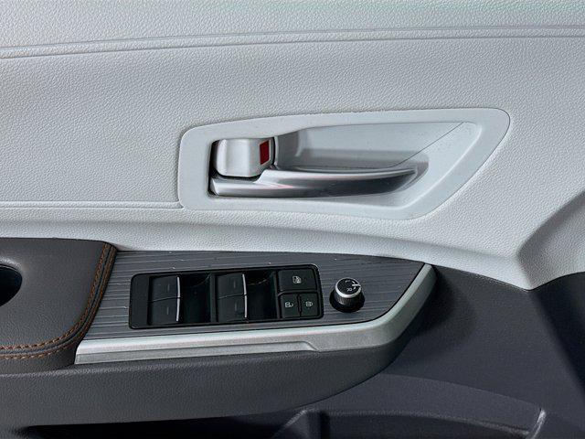 used 2024 Toyota Sienna car, priced at $34,552