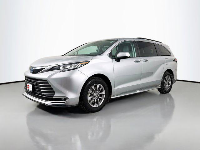 used 2023 Toyota Sienna car, priced at $46,977