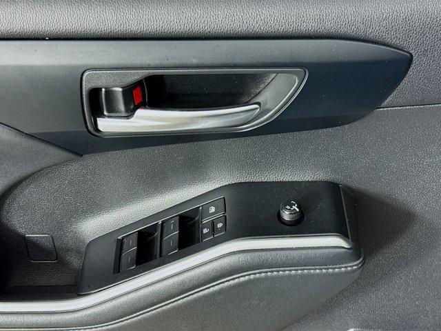 used 2022 Toyota Highlander car, priced at $32,995