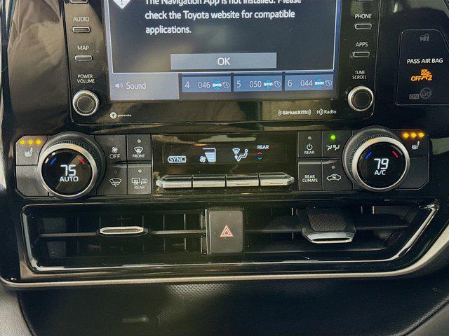 used 2022 Toyota Highlander car, priced at $32,995