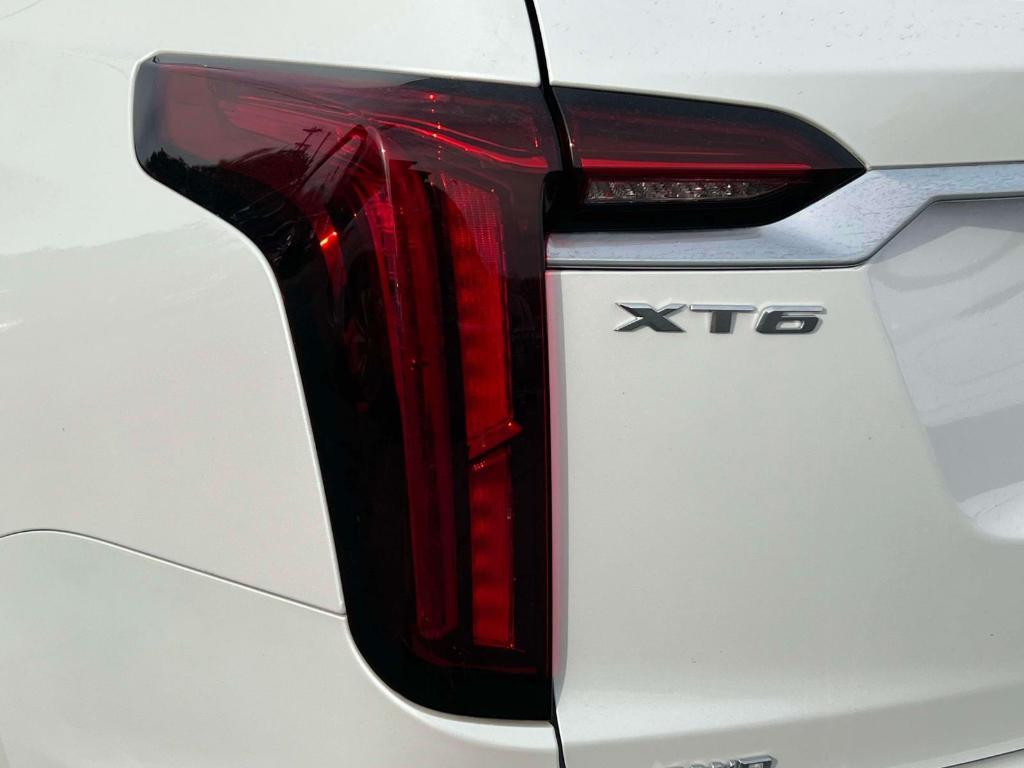 used 2020 Cadillac XT6 car, priced at $34,900