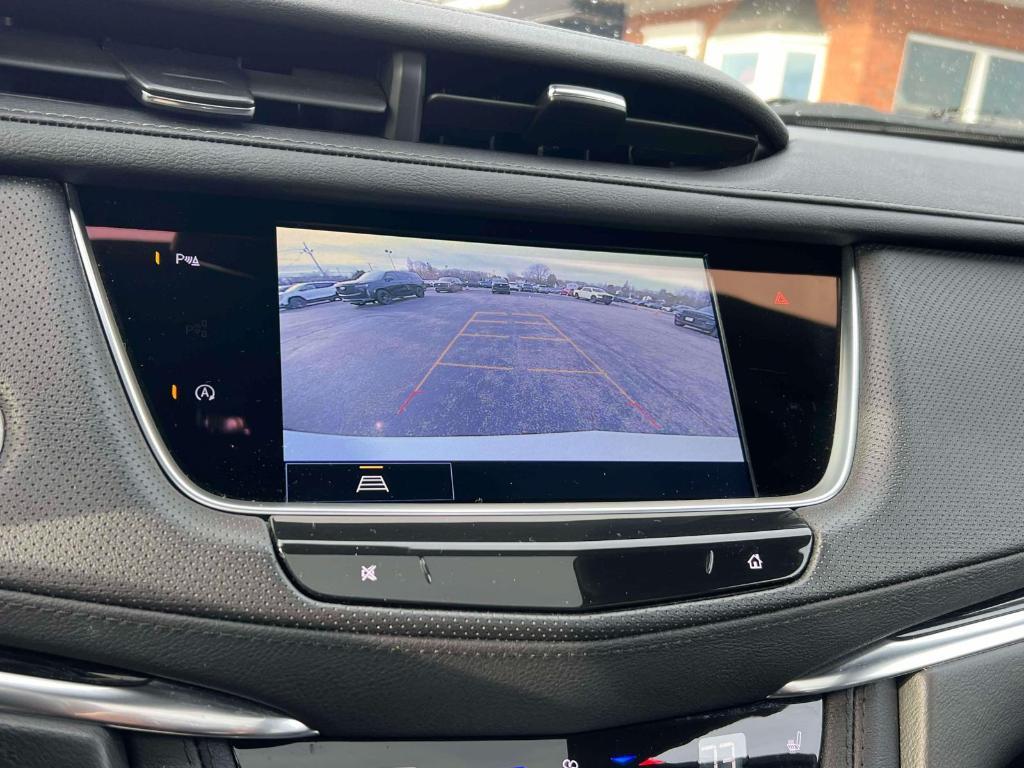 used 2024 Cadillac XT5 car, priced at $36,900