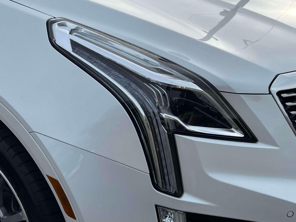 used 2024 Cadillac XT5 car, priced at $36,900