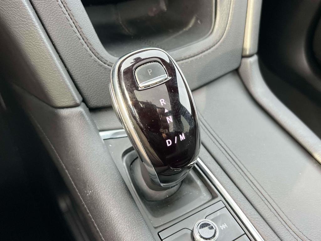 used 2024 Cadillac XT5 car, priced at $36,900