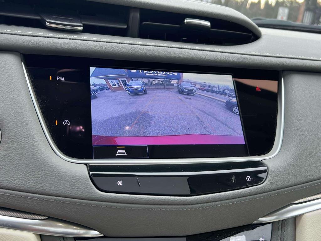 used 2023 Cadillac XT5 car, priced at $34,900