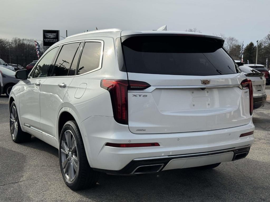 used 2022 Cadillac XT6 car, priced at $33,900