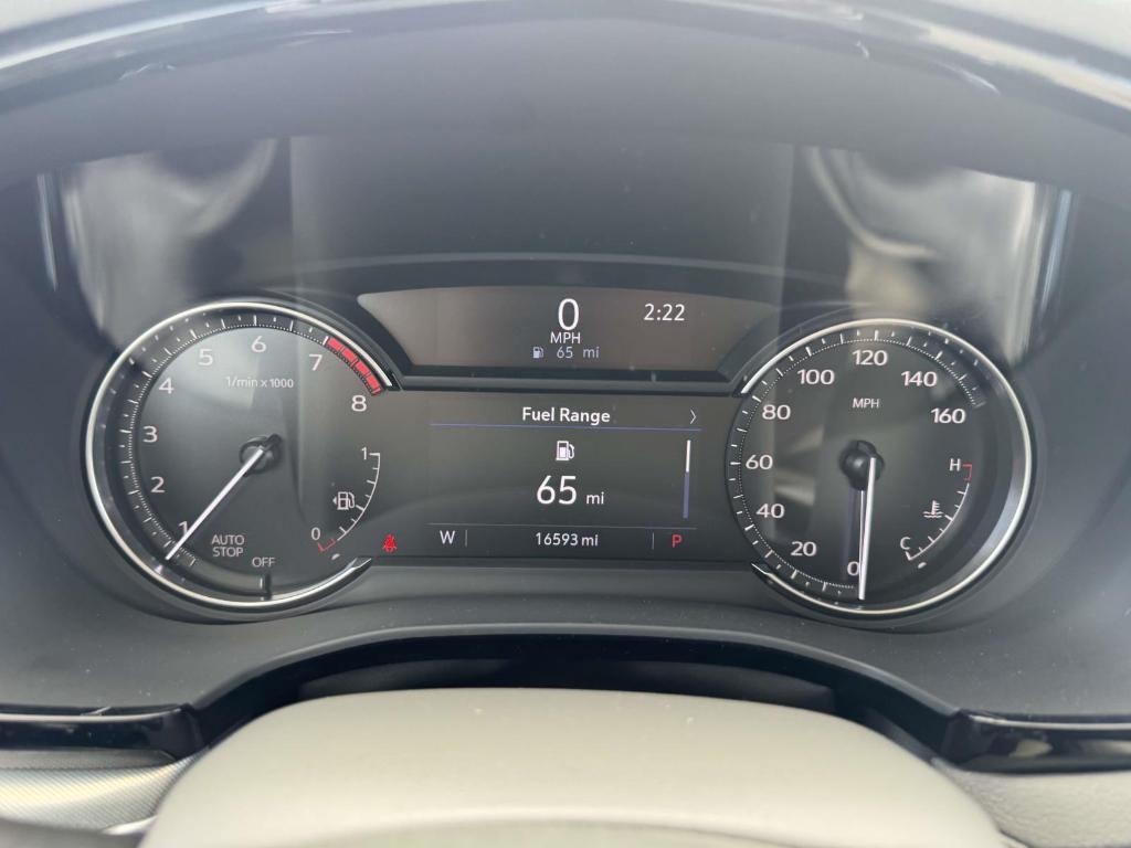 used 2023 Cadillac XT5 car, priced at $32,900