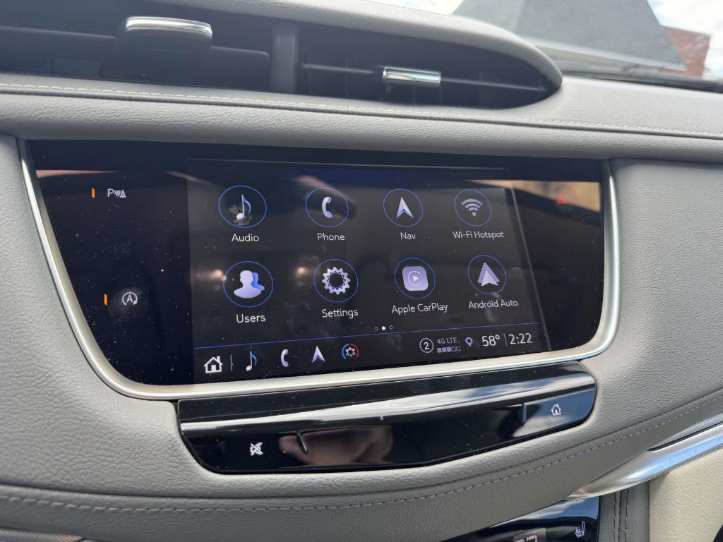 used 2023 Cadillac XT5 car, priced at $32,900