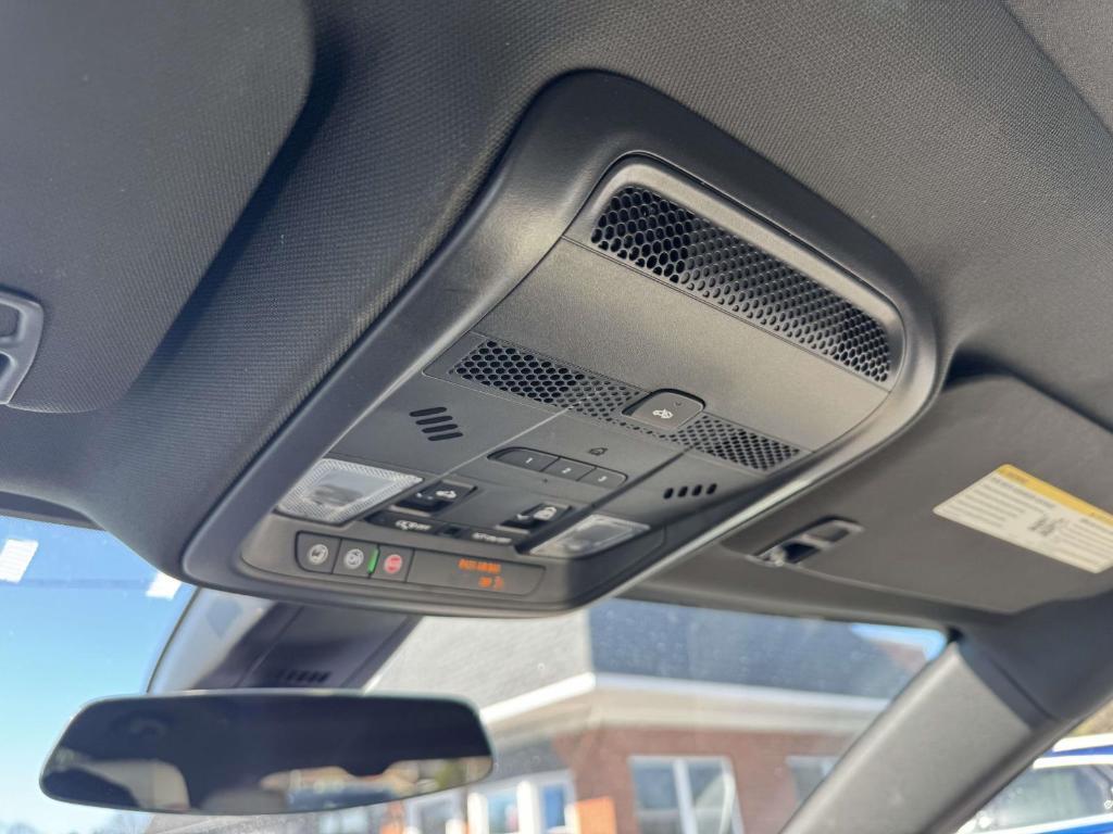 used 2023 Cadillac XT5 car, priced at $36,900