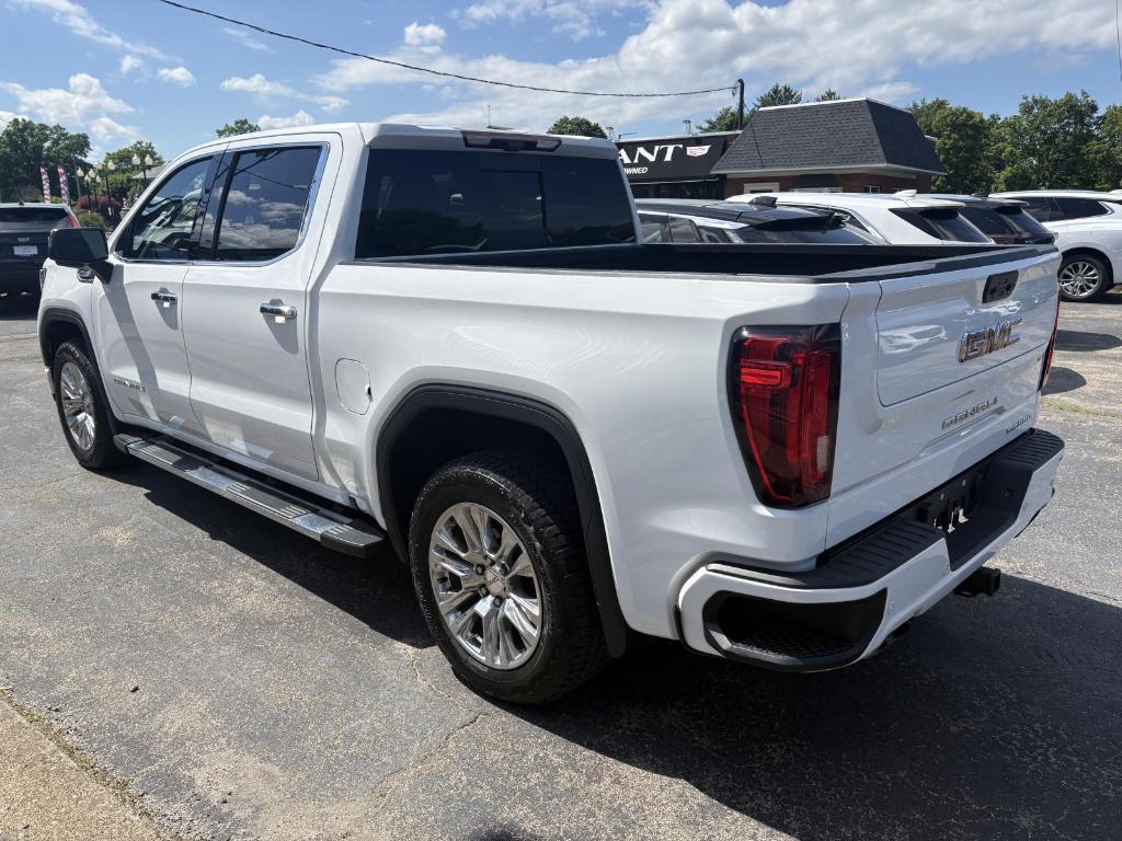 used 2022 GMC Sierra 1500 car, priced at $52,900