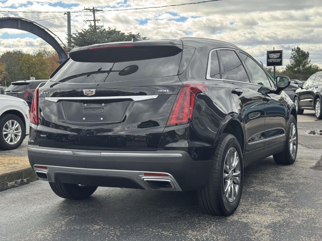 used 2022 Cadillac XT5 car, priced at $31,900