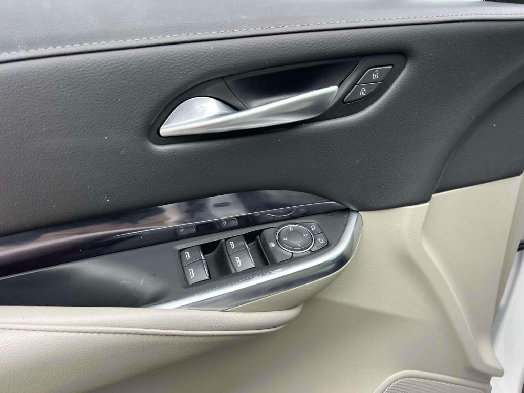 used 2023 Cadillac XT4 car, priced at $26,900