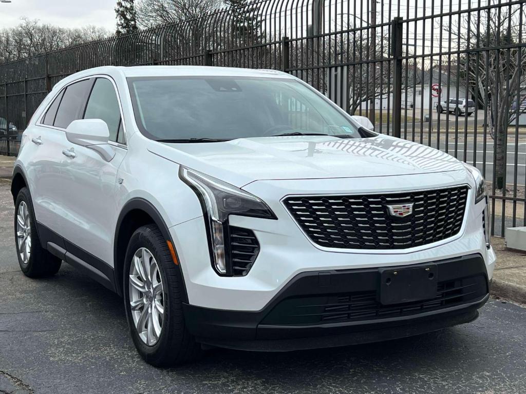 used 2023 Cadillac XT4 car, priced at $26,900