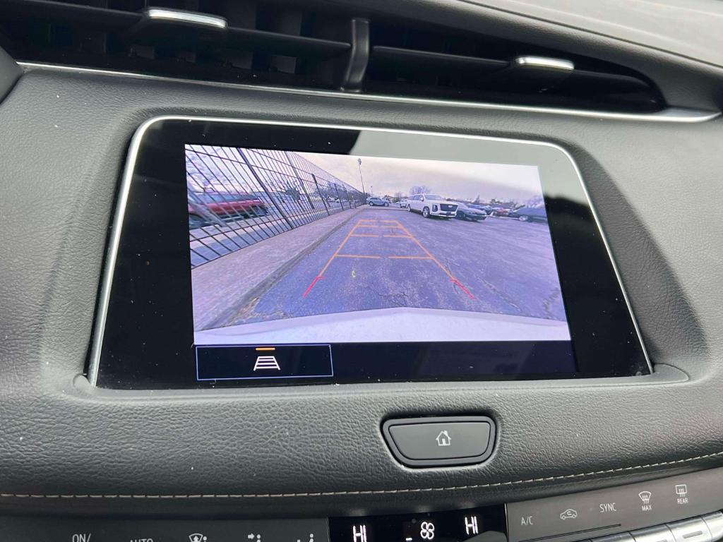 used 2023 Cadillac XT4 car, priced at $26,900