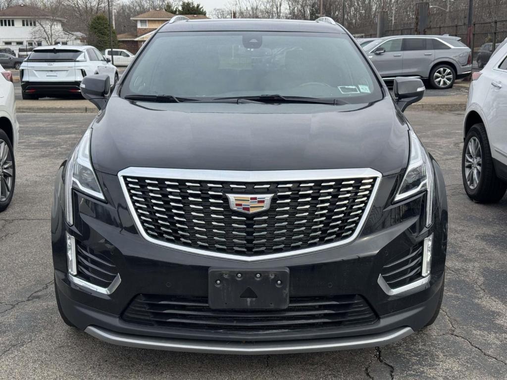used 2023 Cadillac XT5 car, priced at $32,900