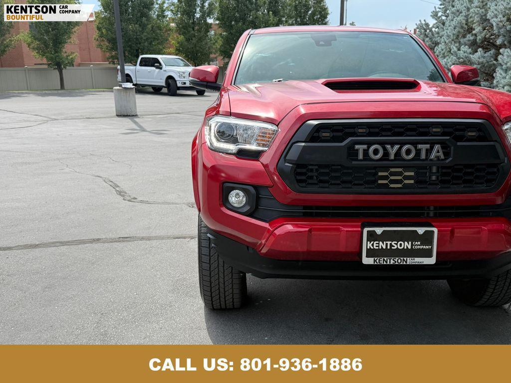 2021 Barcelona Red Metallic Toyota Tacoma
