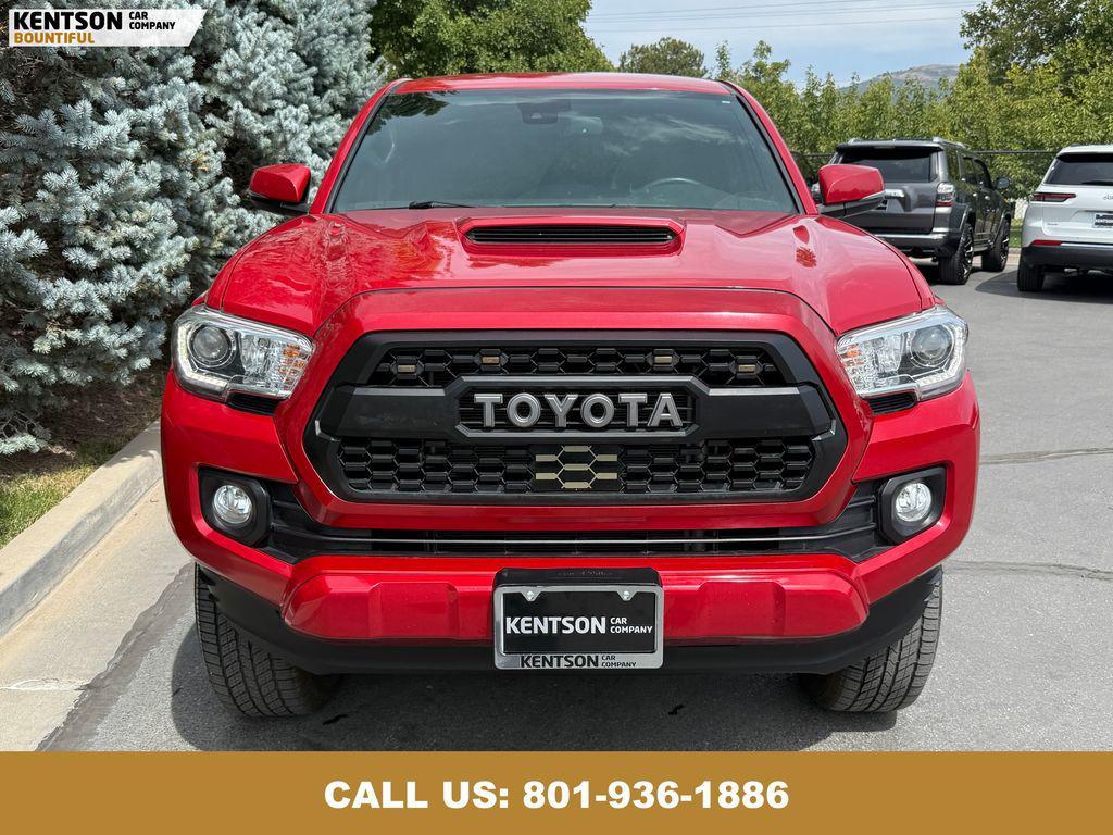2021 Barcelona Red Metallic Toyota Tacoma