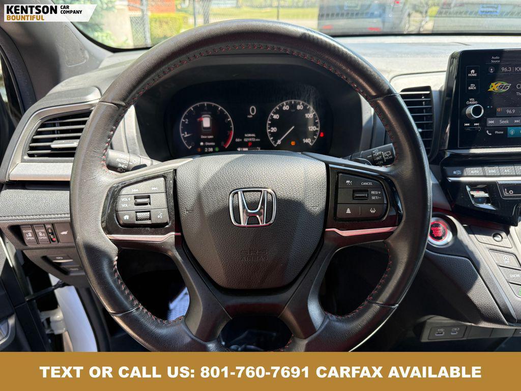 used 2025 Honda Odyssey car, priced at $38,845