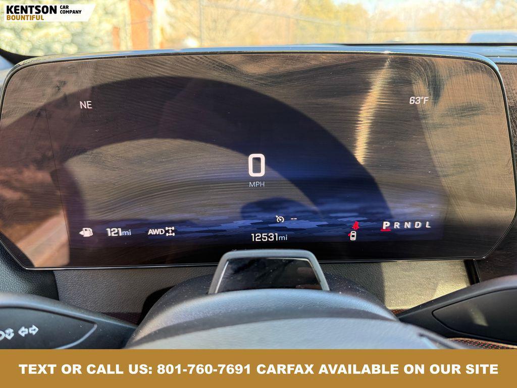 used 2024 Chevrolet Traverse car, priced at $50,150