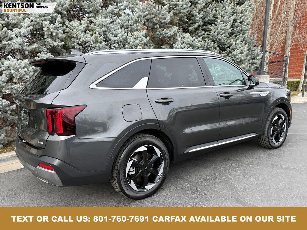 used 2025 Kia Sorento Plug-In Hybrid car, priced at $42,950