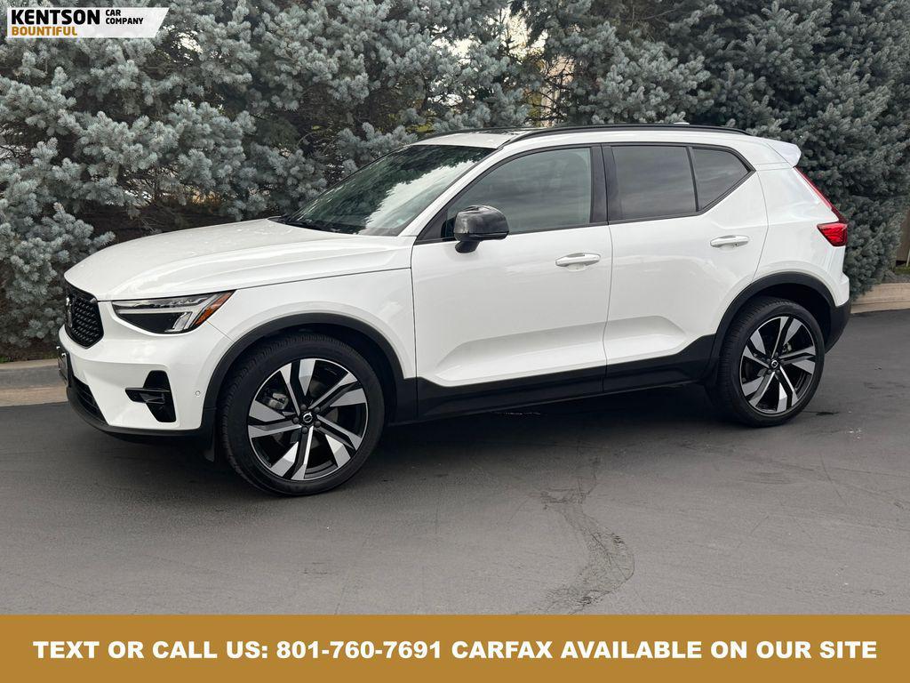 used 2023 Volvo XC40 car, priced at $27,650