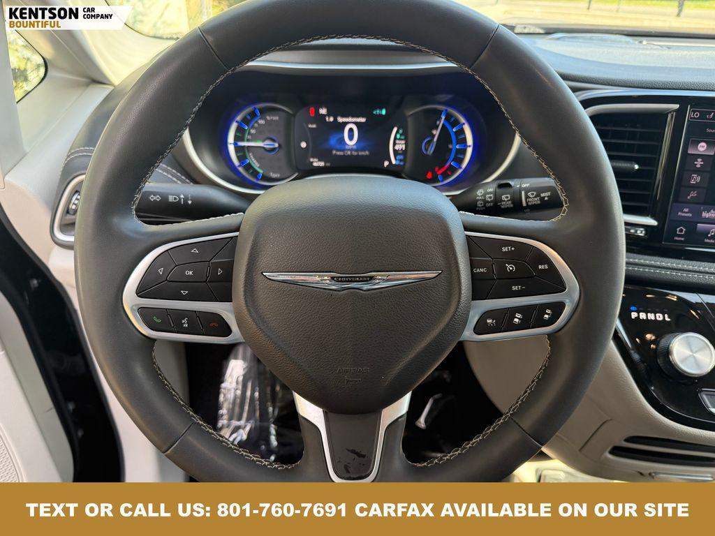 used 2024 Chrysler Pacifica Hybrid car, priced at $26,450