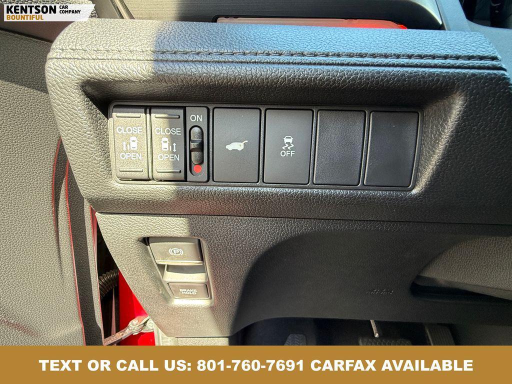 used 2025 Honda Odyssey car, priced at $37,750