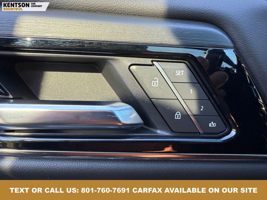 used 2025 GMC Yukon car, priced at $78,950