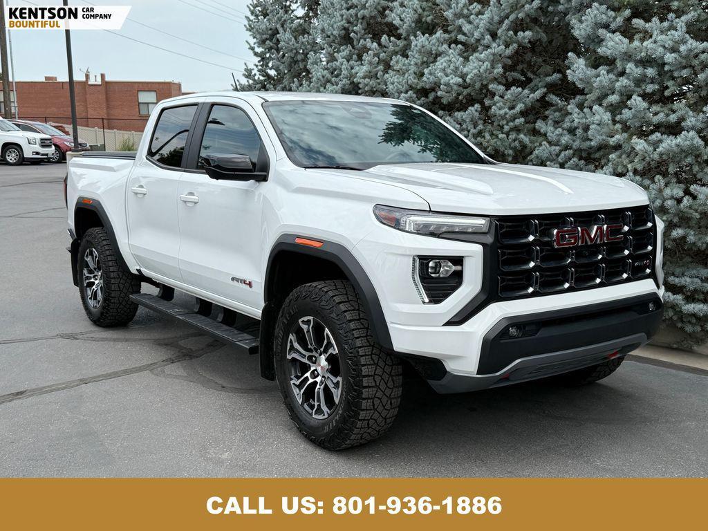 2023 Summit White GMC Canyon