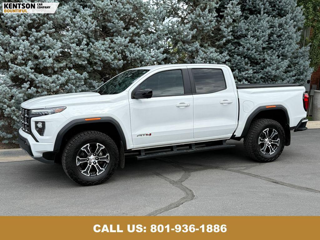 2023 Summit White GMC Canyon